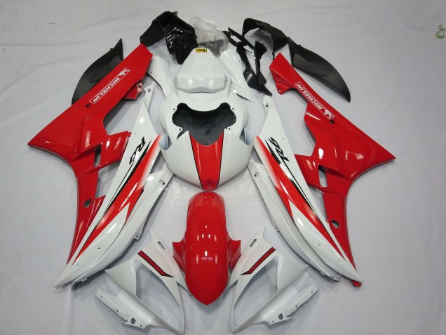 2006-2007 Red White OEM Style Yamaha R6 Fairings 2006-2007 Red White OEM Style Yamaha R6 Fairings