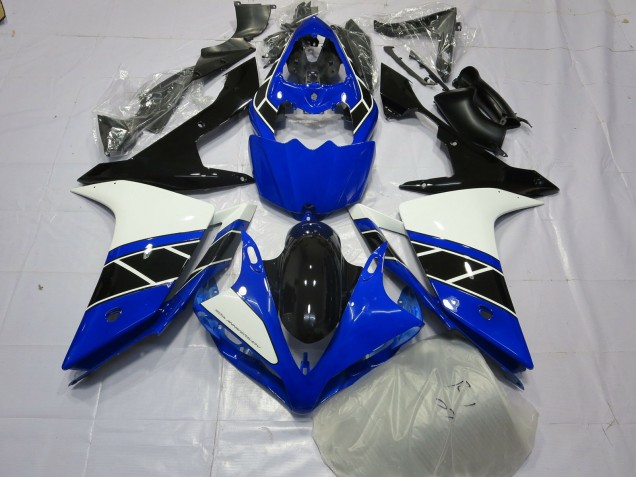 2007-2008 Black Black and White Yamaha R1 Fairings 2007-2008 Black Black and White Yamaha R1 Fairings