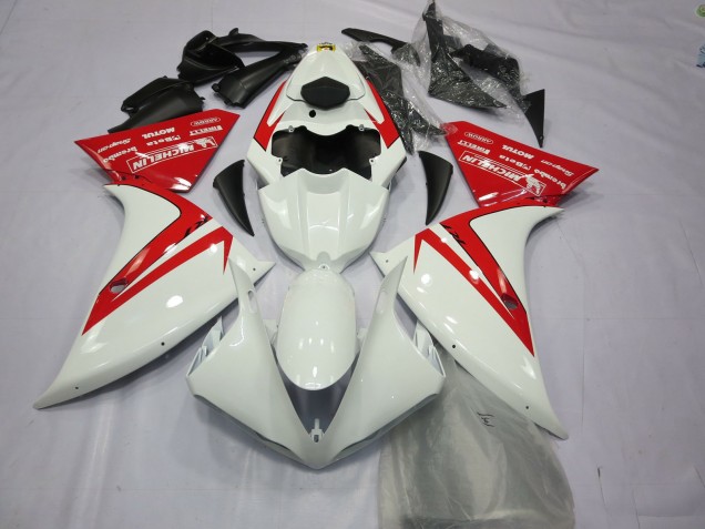 2013-2014 Red and White Yamaha R1 Fairings 2013-2014 Red and White Yamaha R1 Fairings