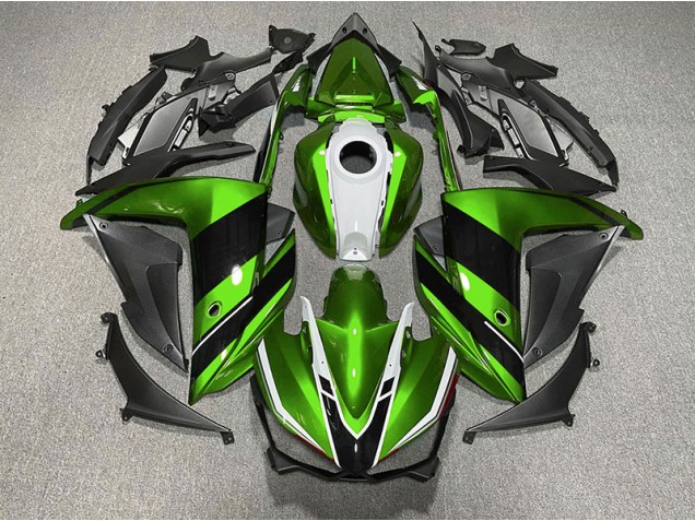 2015-2018 Green Black and White Yamaha R3 Fairings 2015-2018 Green Black and White Yamaha R3 Fairings